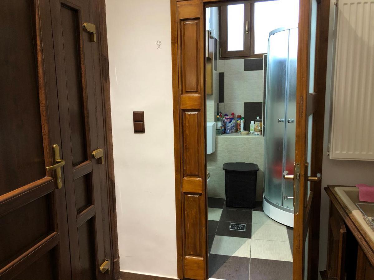 Dalina'S Art Corner Apartment Oradea Exterior photo